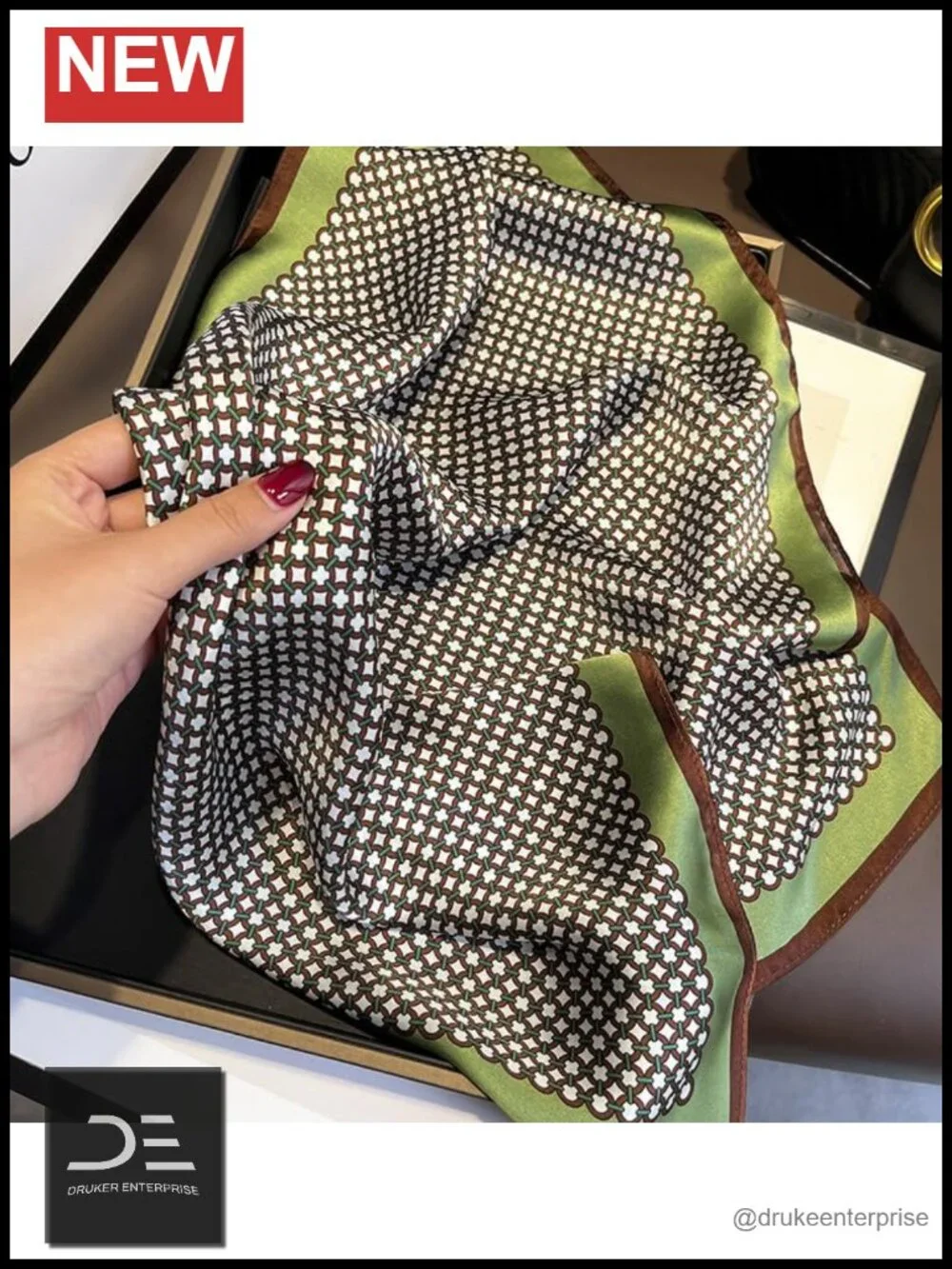 100% Mulberry Silk Small Square Fashion Scarf 21x21
